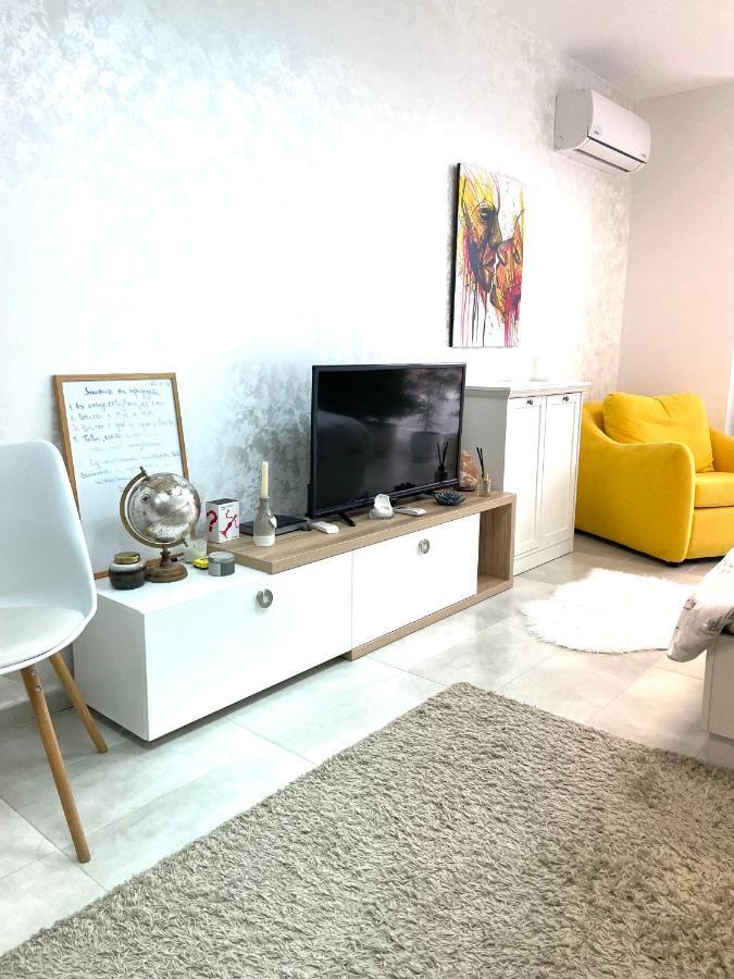 Felicity Super Central Apartment Burgas City Exterior foto